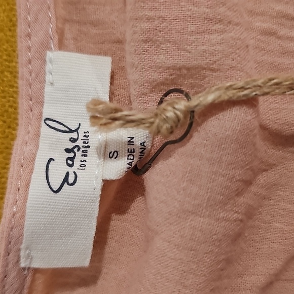 Easel Pink Lace Trim Top Sz S NWT - Picture 9 of 9